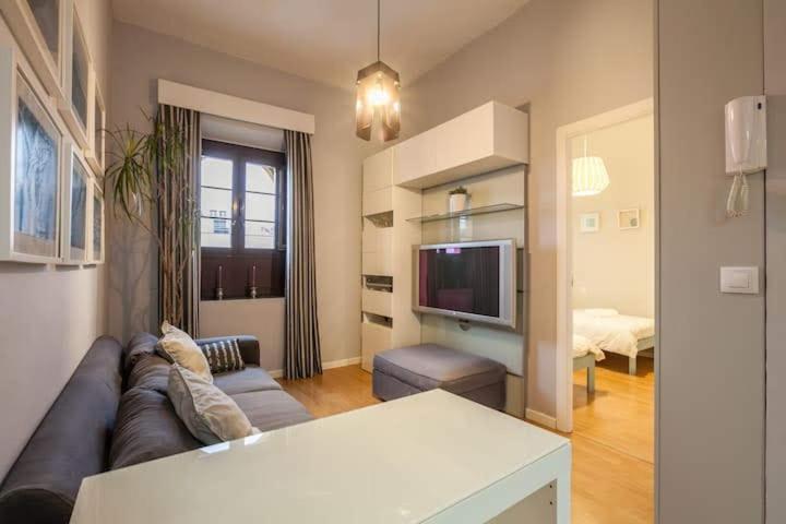 Central Apartment In Sevilla Kültér fotó