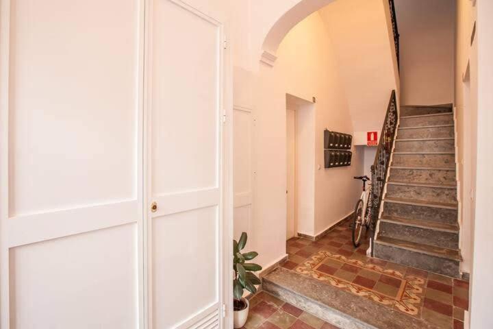 Central Apartment In Sevilla Kültér fotó